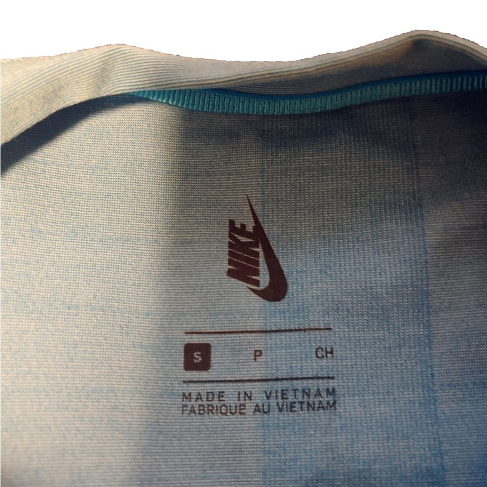 Off-White X Nike Women's Easy Run Top View 6